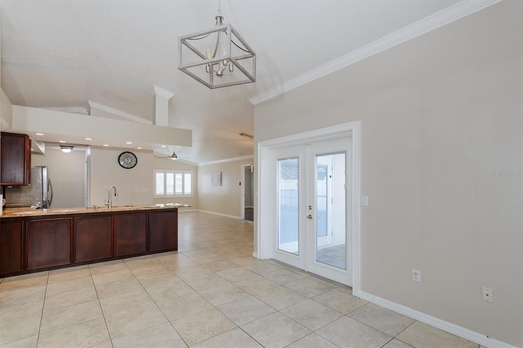 En Venta: $499,900 (3 camas, 2 baños, 1738 Pies cuadrados)