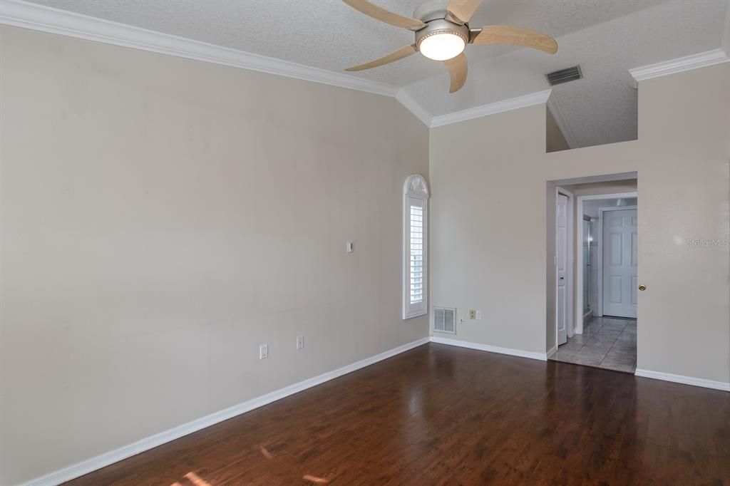 En Venta: $499,900 (3 camas, 2 baños, 1738 Pies cuadrados)