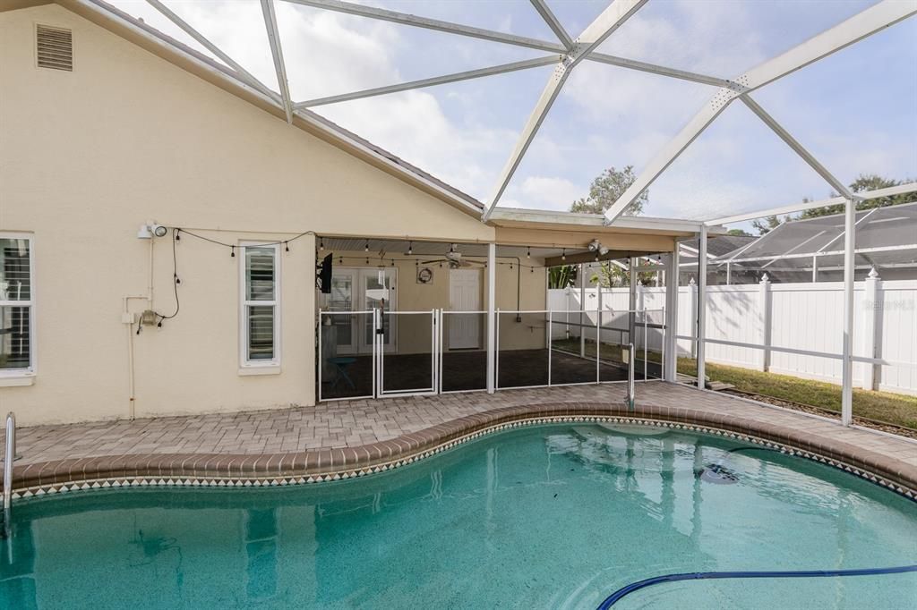 En Venta: $499,900 (3 camas, 2 baños, 1738 Pies cuadrados)