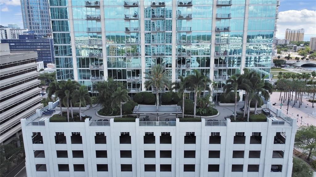 For Rent: $3,500 (2 beds, 2 baths, 1250 Square Feet)