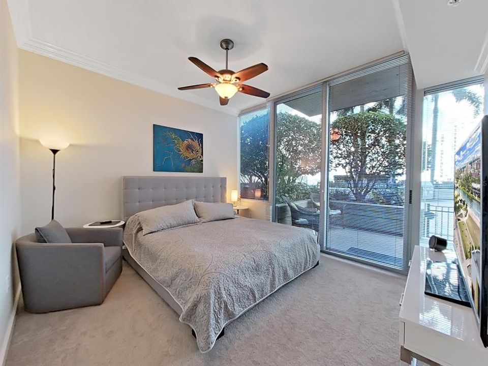 For Rent: $3,500 (2 beds, 2 baths, 1250 Square Feet)