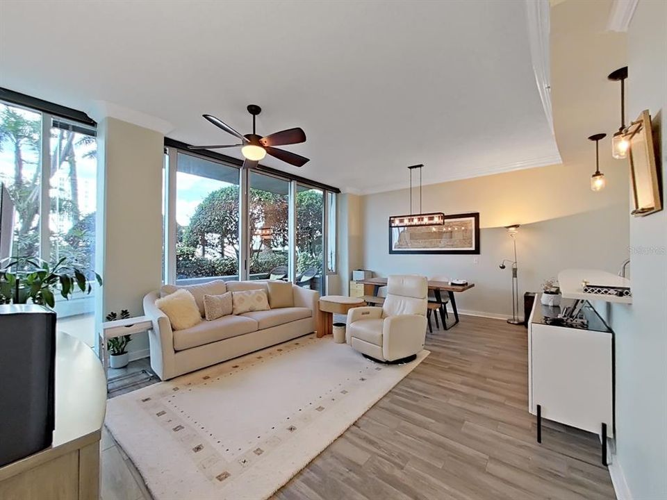 For Rent: $3,500 (2 beds, 2 baths, 1250 Square Feet)