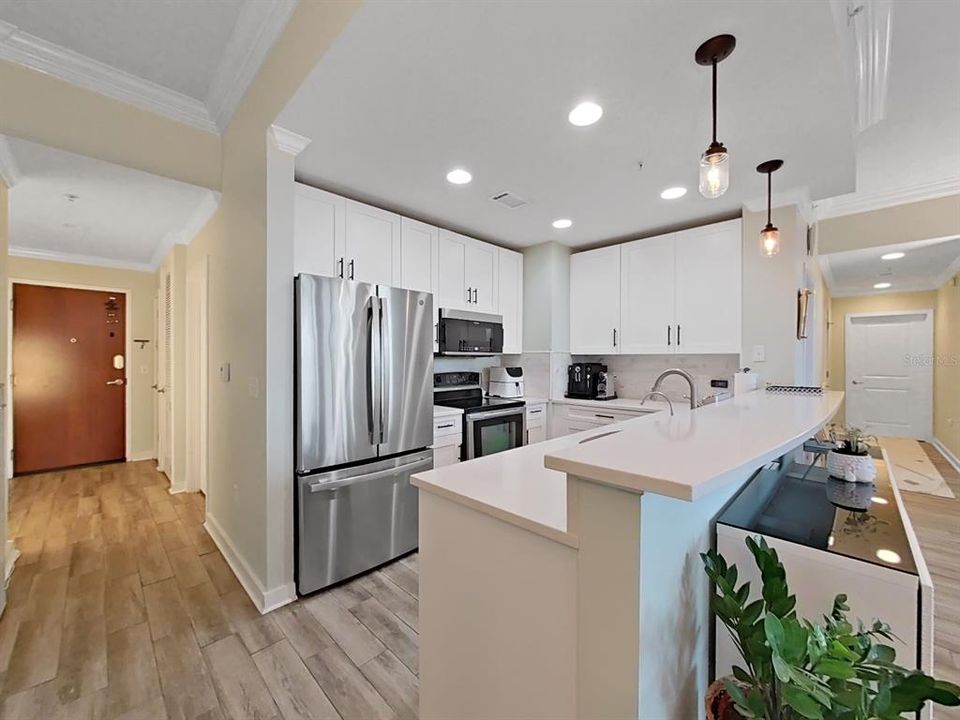 For Rent: $3,500 (2 beds, 2 baths, 1250 Square Feet)