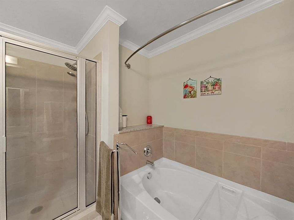 For Rent: $3,500 (2 beds, 2 baths, 1250 Square Feet)