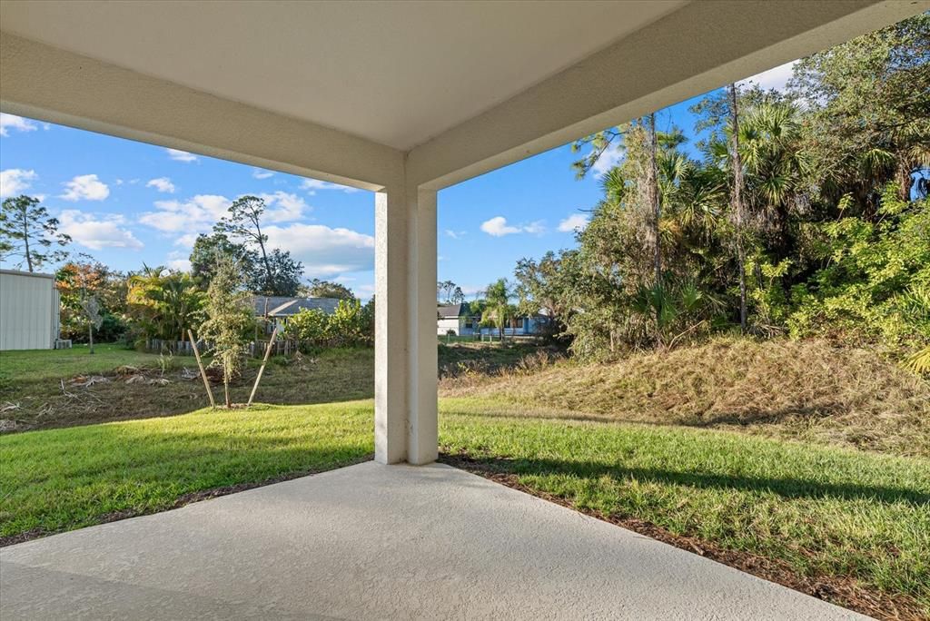 For Rent: $2,425 (4 beds, 3 baths, 1990 Square Feet)