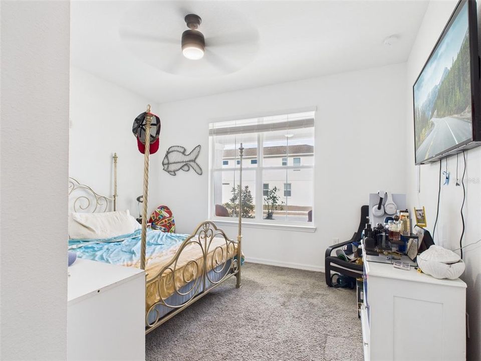 En Venta: $440,000 (3 camas, 2 baños, 2217 Pies cuadrados)