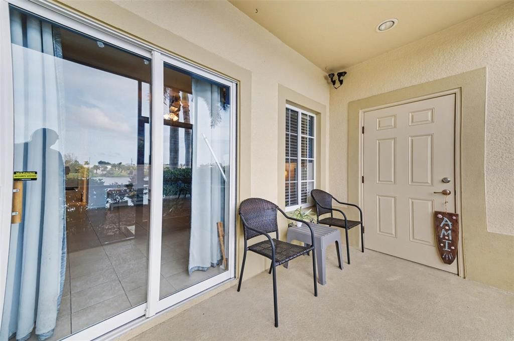 For Sale: $245,000 (2 beds, 2 baths, 1429 Square Feet)