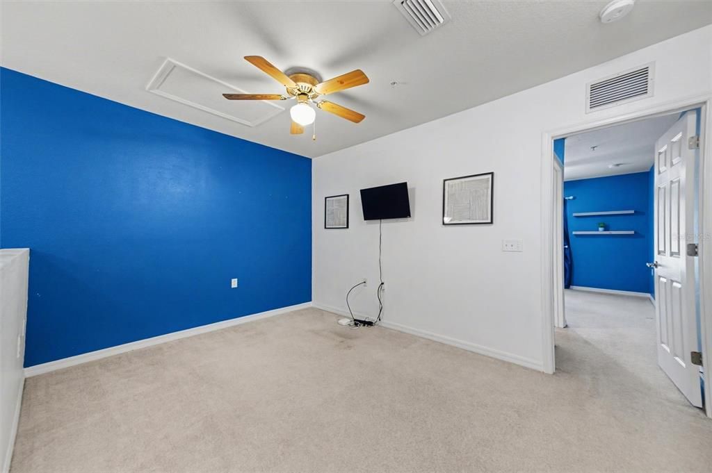 For Sale: $245,000 (2 beds, 2 baths, 1429 Square Feet)