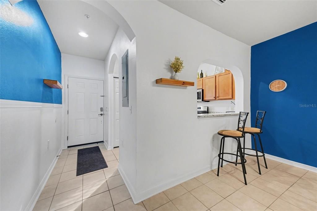 For Sale: $245,000 (2 beds, 2 baths, 1429 Square Feet)