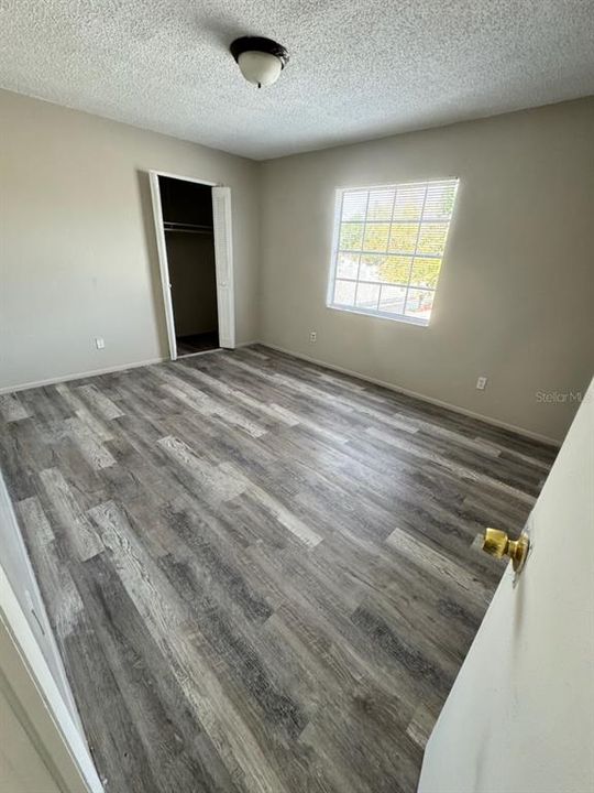 出租: $1,475 (3 贝兹, 1 浴室, 1388 平方英尺)