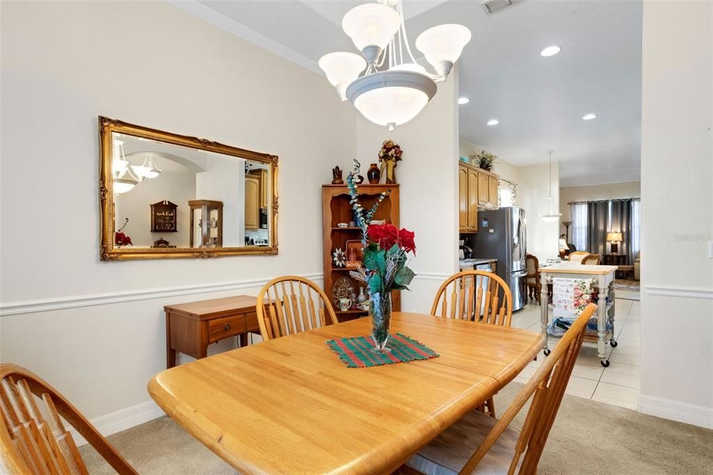 For Sale: $399,900 (3 beds, 2 baths, 2084 Square Feet)