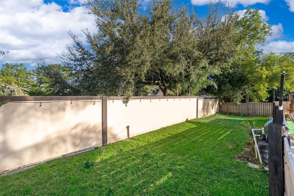 出租: $3,745 (5 贝兹, 2 浴室, 1927 平方英尺)