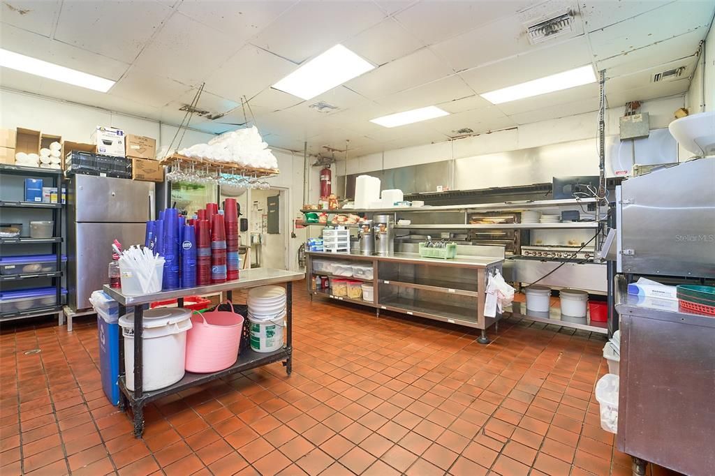 待售: $6,000,000 (0 贝兹, 0 浴室, 5240 平方英尺)