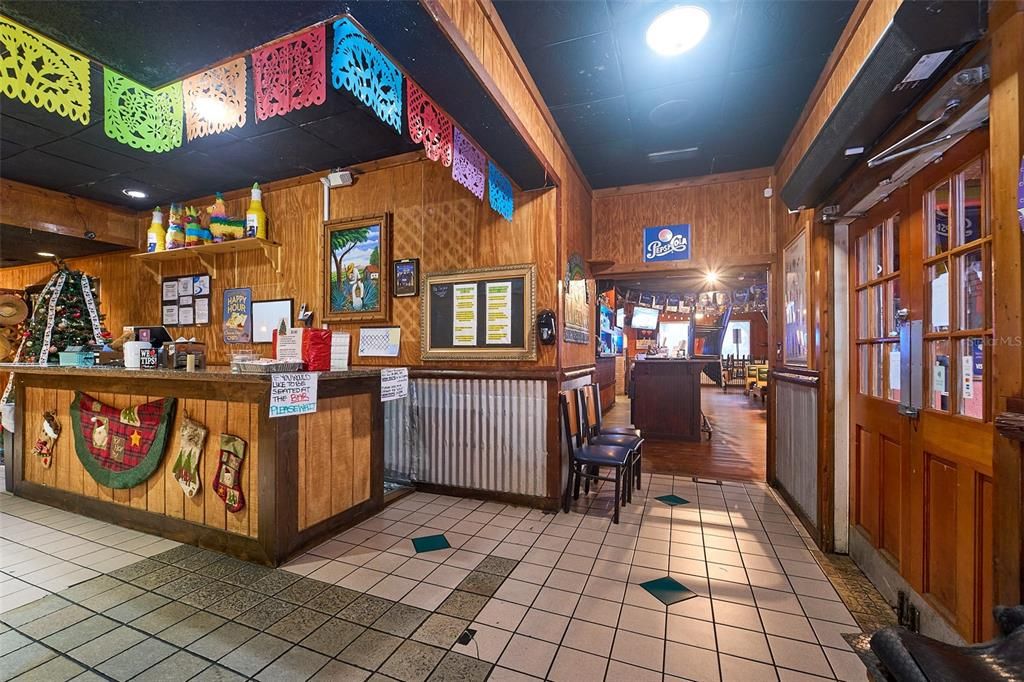 待售: $6,000,000 (0 贝兹, 0 浴室, 5240 平方英尺)