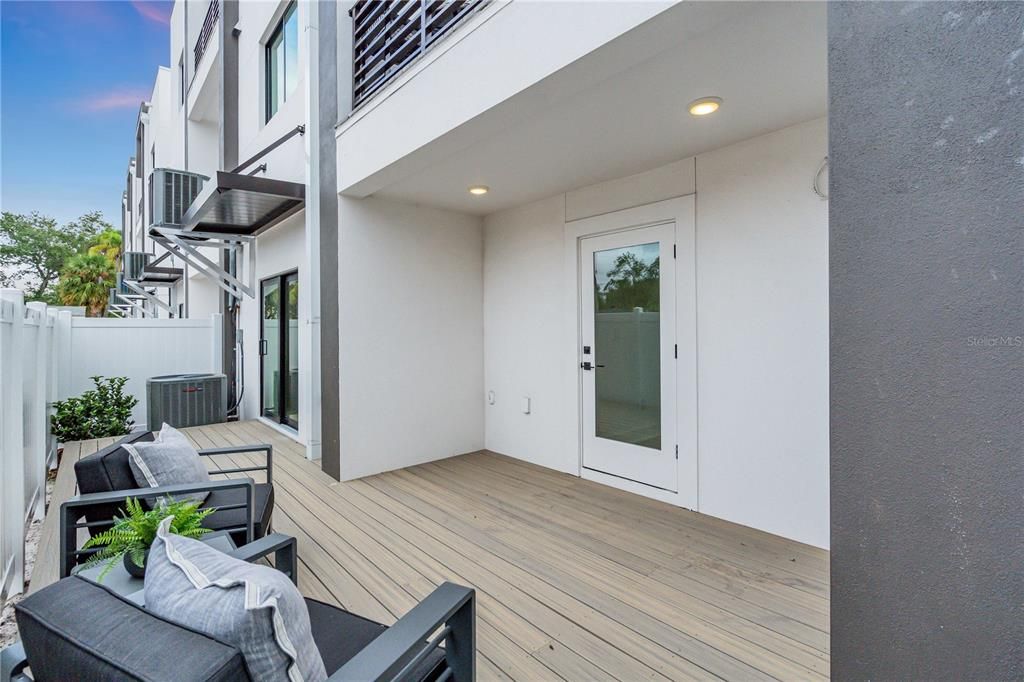 For Sale: $1,350,000 (4 beds, 3 baths, 3313 Square Feet)