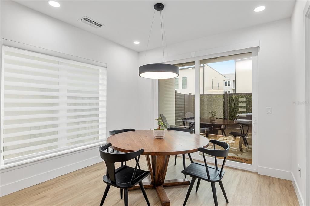 En Venta: $459,707 (3 camas, 2 baños, 1661 Pies cuadrados)