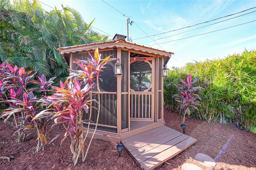 For Sale: $339,000 (2 beds, 2 baths, 1660 Square Feet)