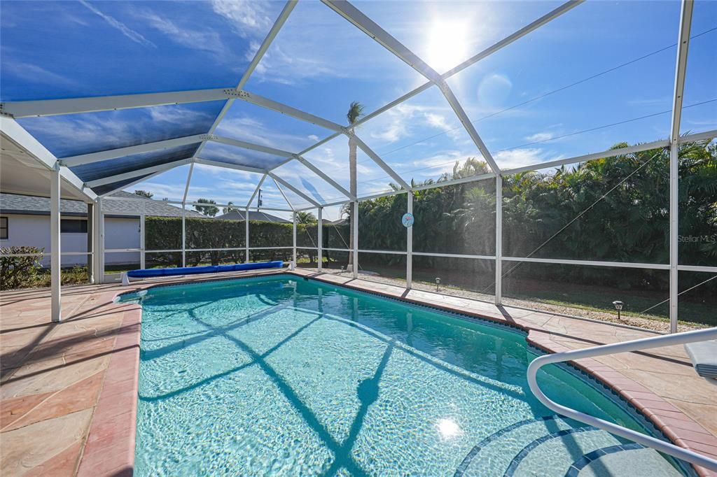 For Sale: $339,000 (2 beds, 2 baths, 1660 Square Feet)