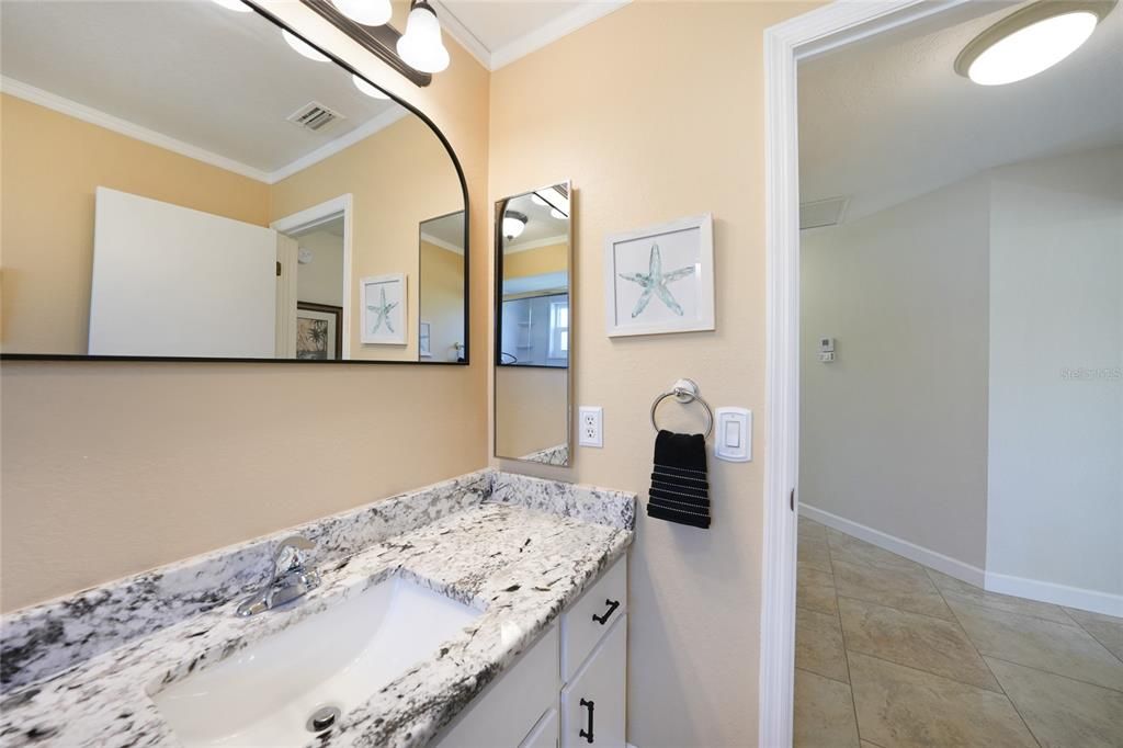 For Sale: $339,000 (2 beds, 2 baths, 1660 Square Feet)