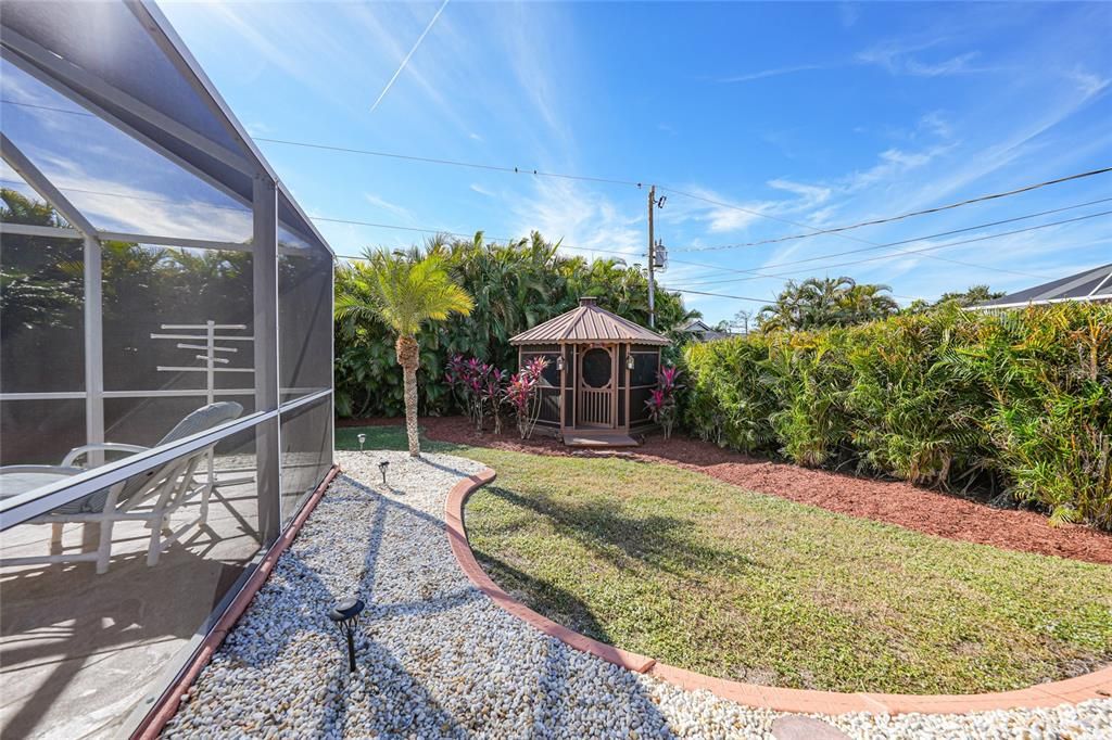 For Sale: $339,000 (2 beds, 2 baths, 1660 Square Feet)