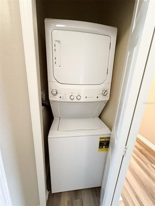 出租: $1,595 (3 贝兹, 2 浴室, 1151 平方英尺)