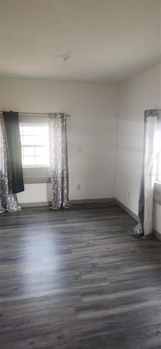 For Rent: $1,495 (2 beds, 1 baths, 854 Square Feet)