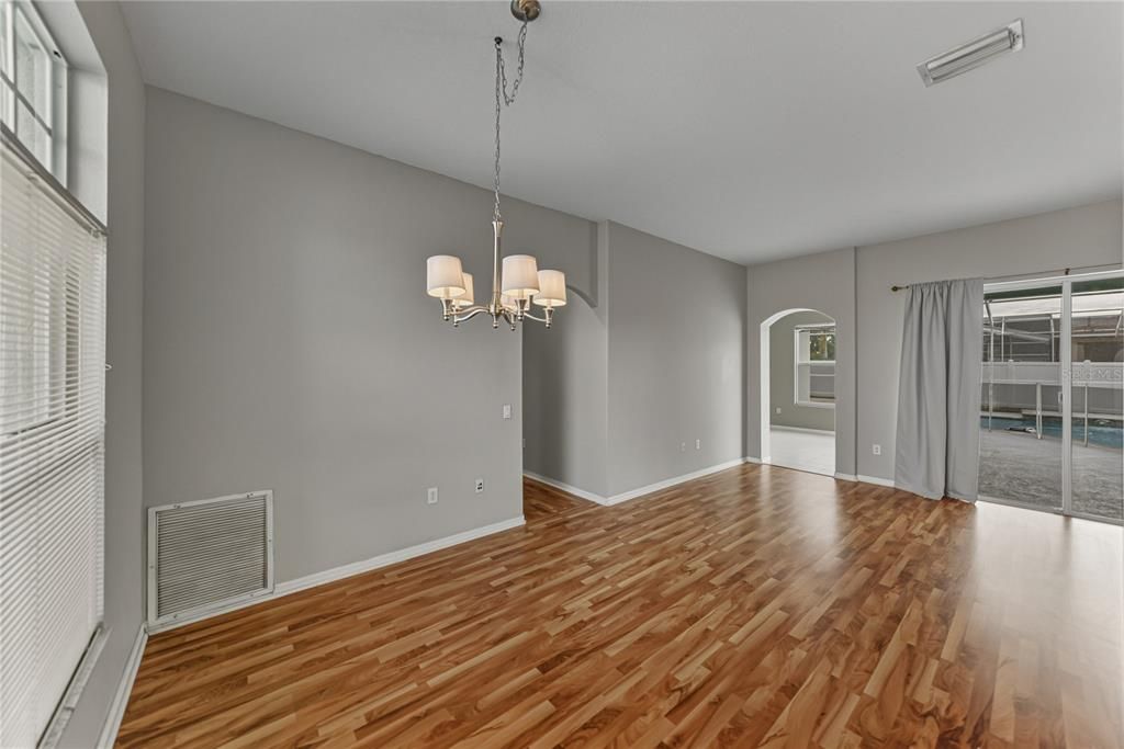 For Sale: $450,000 (4 beds, 3 baths, 2238 Square Feet)