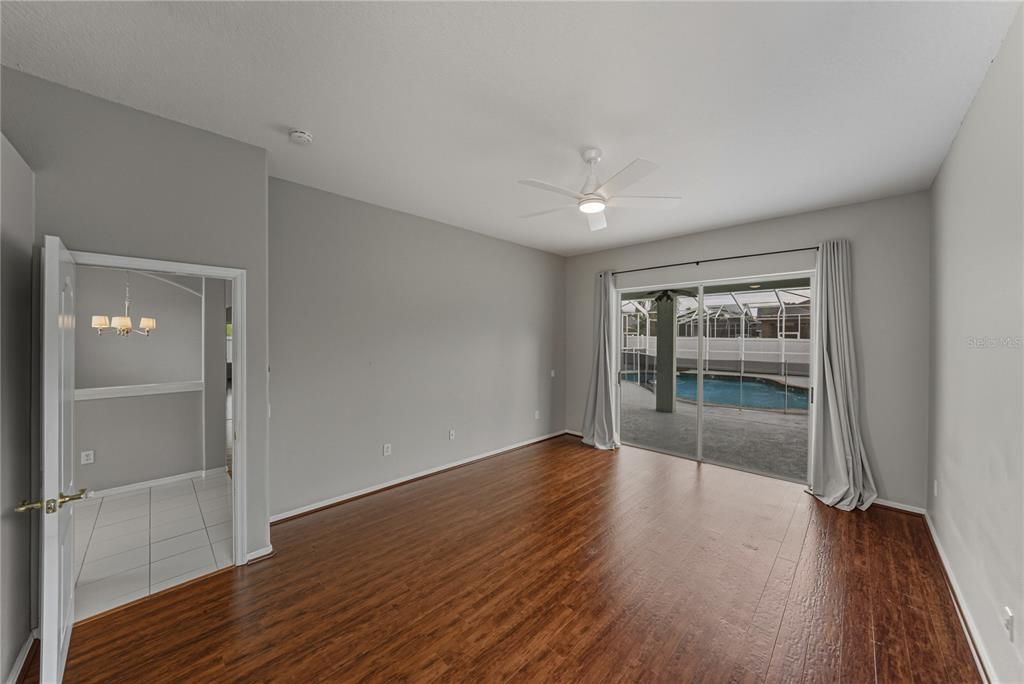 For Sale: $450,000 (4 beds, 3 baths, 2238 Square Feet)