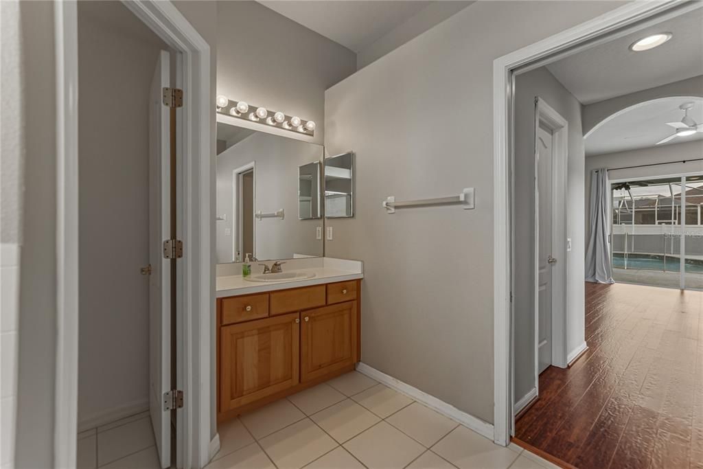 For Sale: $450,000 (4 beds, 3 baths, 2238 Square Feet)