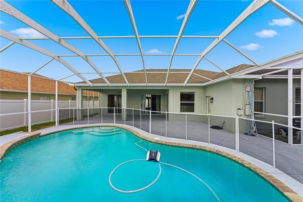 For Sale: $450,000 (4 beds, 3 baths, 2238 Square Feet)