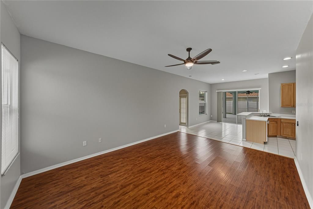 For Sale: $450,000 (4 beds, 3 baths, 2238 Square Feet)