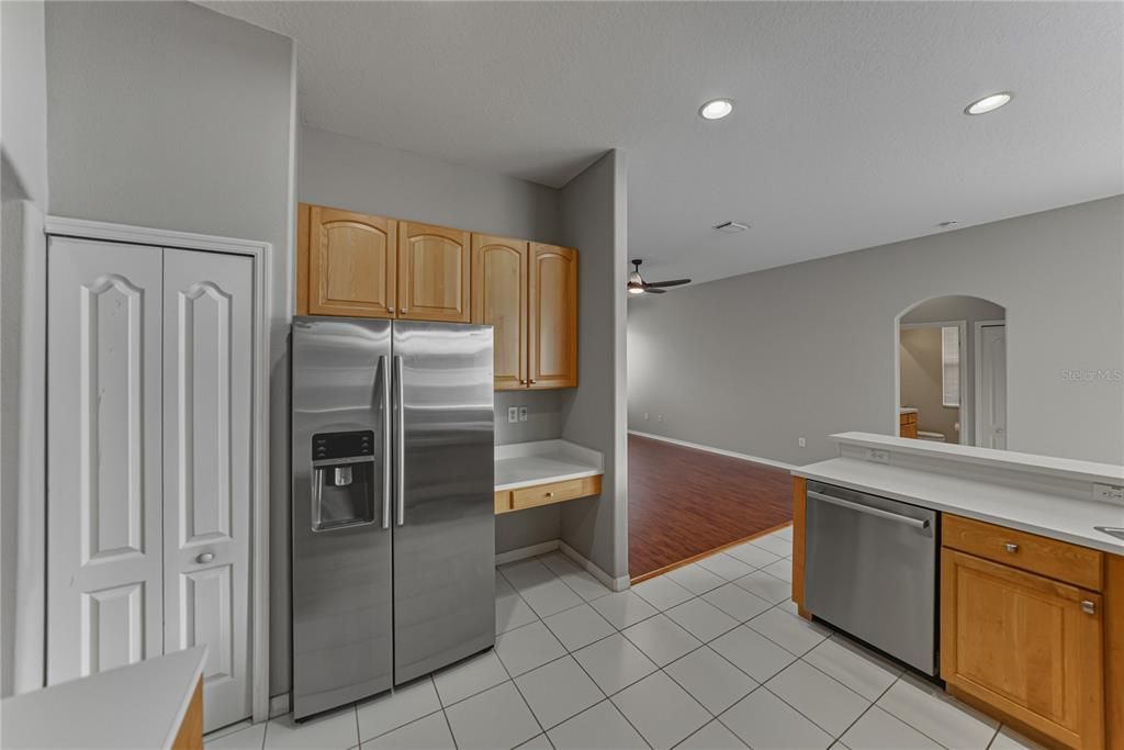 For Sale: $450,000 (4 beds, 3 baths, 2238 Square Feet)