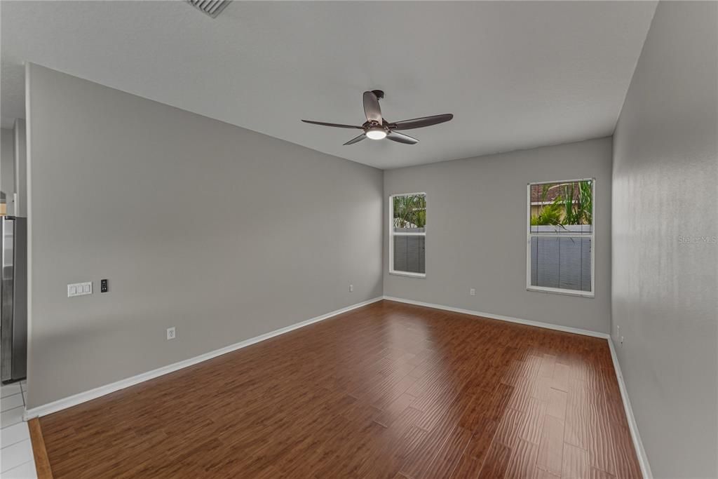 For Sale: $450,000 (4 beds, 3 baths, 2238 Square Feet)