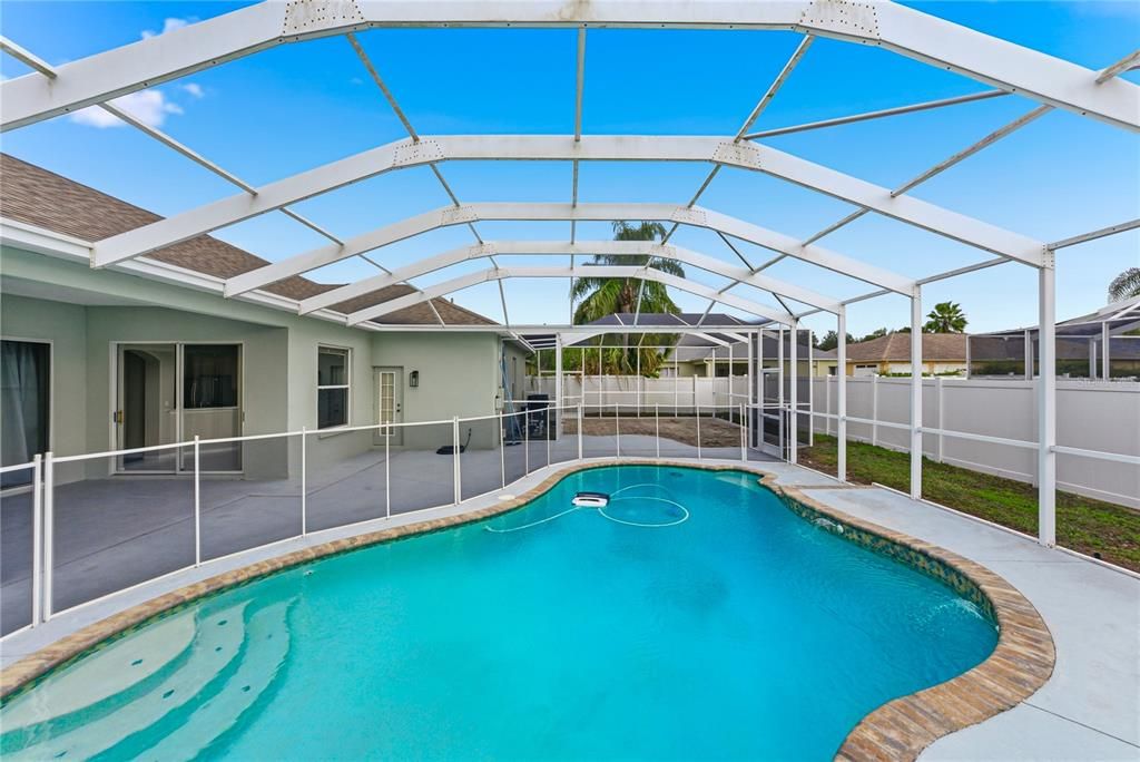 For Sale: $450,000 (4 beds, 3 baths, 2238 Square Feet)