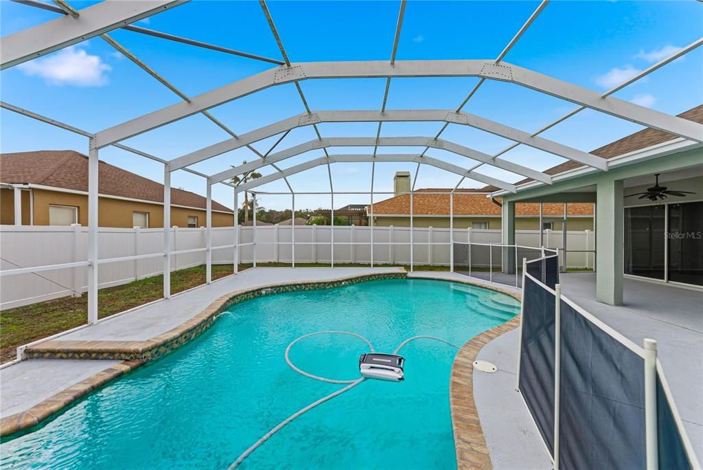 For Sale: $450,000 (4 beds, 3 baths, 2238 Square Feet)