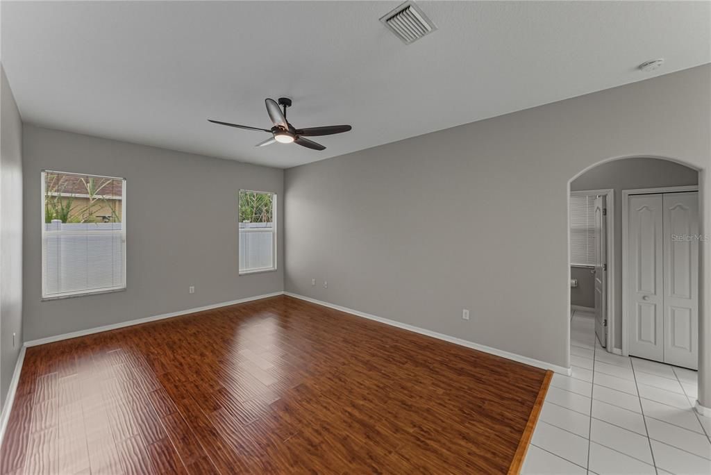 For Sale: $450,000 (4 beds, 3 baths, 2238 Square Feet)