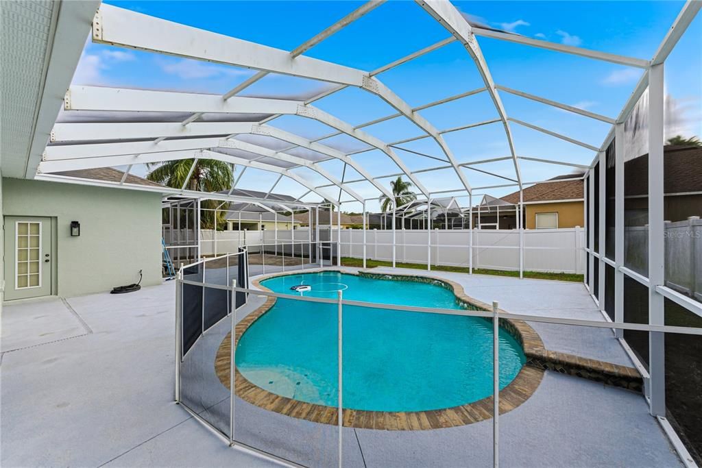 For Sale: $450,000 (4 beds, 3 baths, 2238 Square Feet)