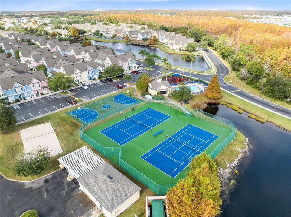 En Venta: $247,000 (3 camas, 2 baños, 1296 Pies cuadrados)