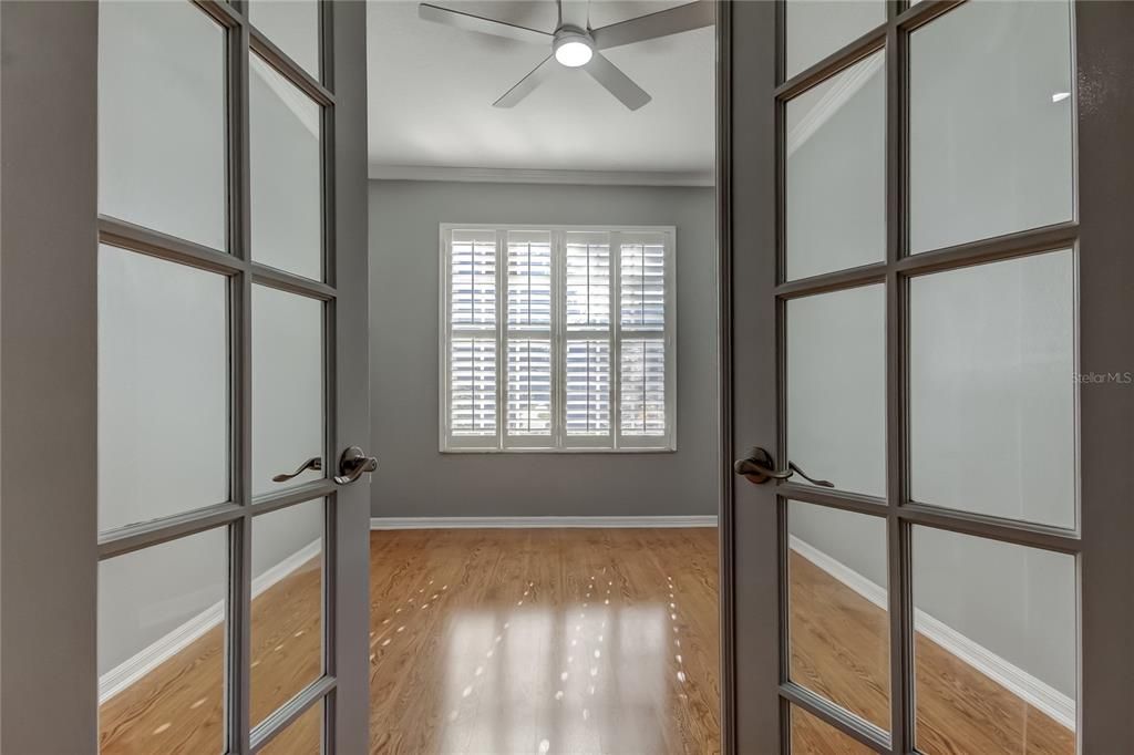 出租: $3,500 (3 贝兹, 2 浴室, 1989 平方英尺)