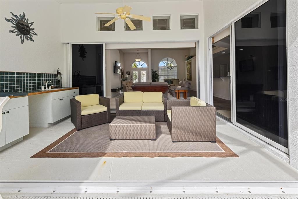 На продажу: $739,000 (3 спален, 3 ванн, 2736 Квадратных фут)