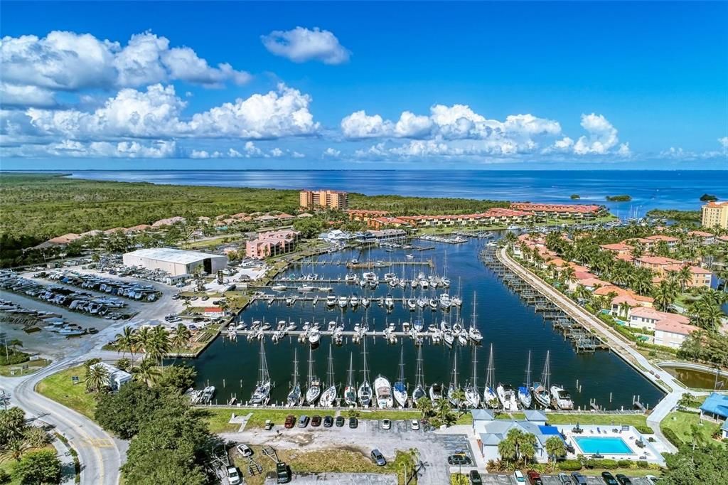 На продажу: $739,000 (3 спален, 3 ванн, 2736 Квадратных фут)