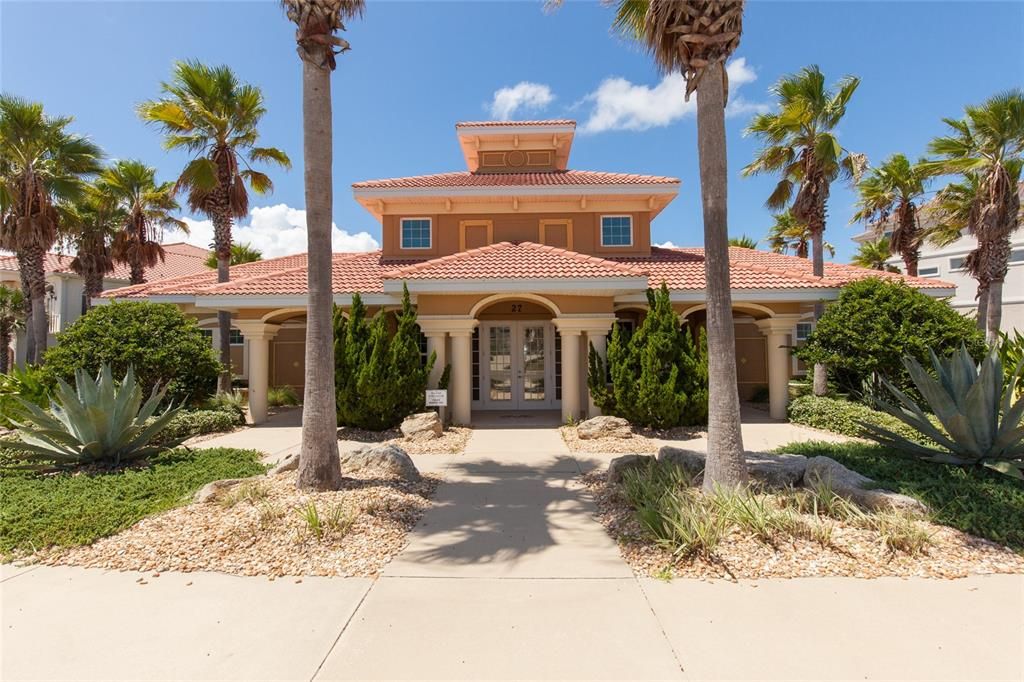 For Sale: $999,900 (0.16 acres)