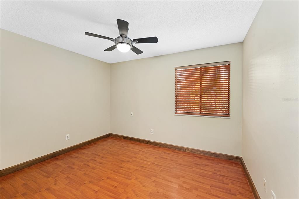 En Venta: $299,000 (3 camas, 2 baños, 1540 Pies cuadrados)