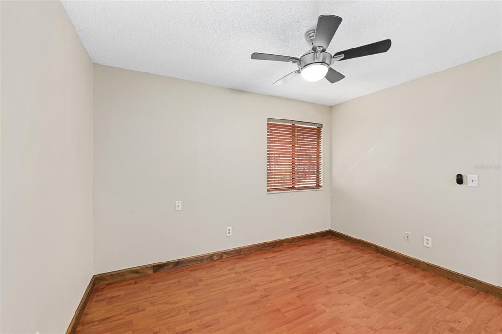 En Venta: $299,000 (3 camas, 2 baños, 1540 Pies cuadrados)