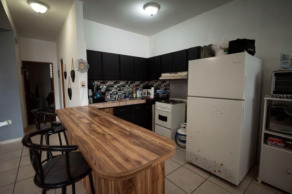 En Venta: $375,000 (7 camas, 4 baños, 2800 Pies cuadrados)