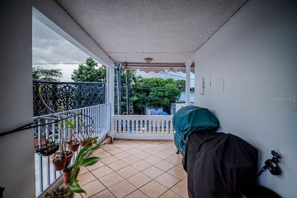 En Venta: $375,000 (7 camas, 4 baños, 2800 Pies cuadrados)