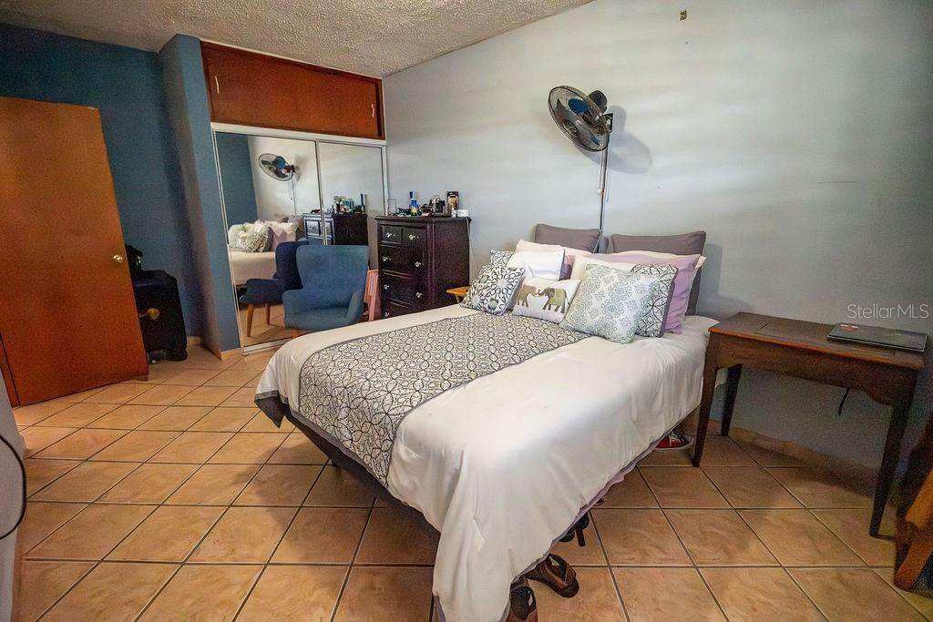 En Venta: $375,000 (7 camas, 4 baños, 2800 Pies cuadrados)