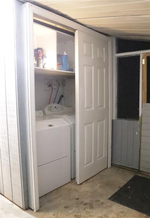 待售: $174,900 (3 贝兹, 1 浴室, 896 平方英尺)