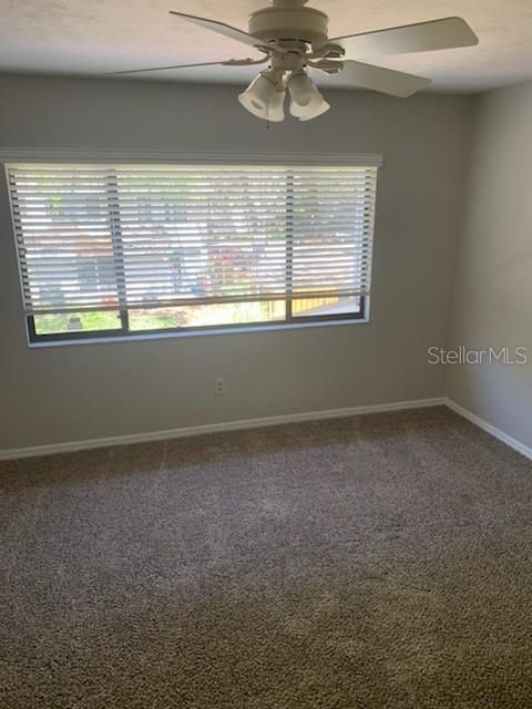 На продажу: $141,000 (2 спален, 1 ванн, 1016 Квадратных фут)