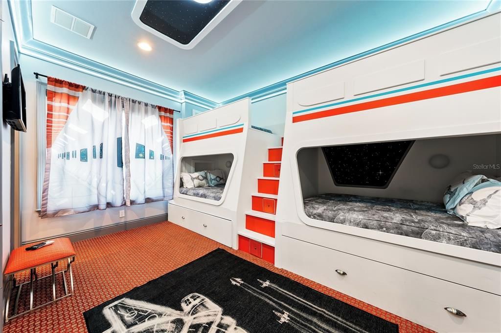 For Sale: $2,249,000 (7 beds, 8 baths, 6465 Square Feet)